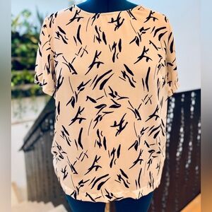 a new day White and Black Patterned Blouse